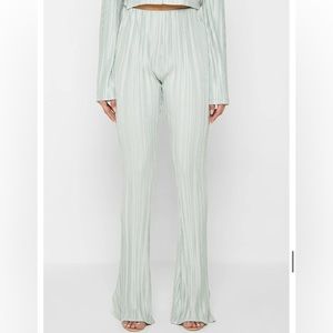 NWT Maniere De Voir Pleated Satin Flared Trousers - Mint Green Size 4
